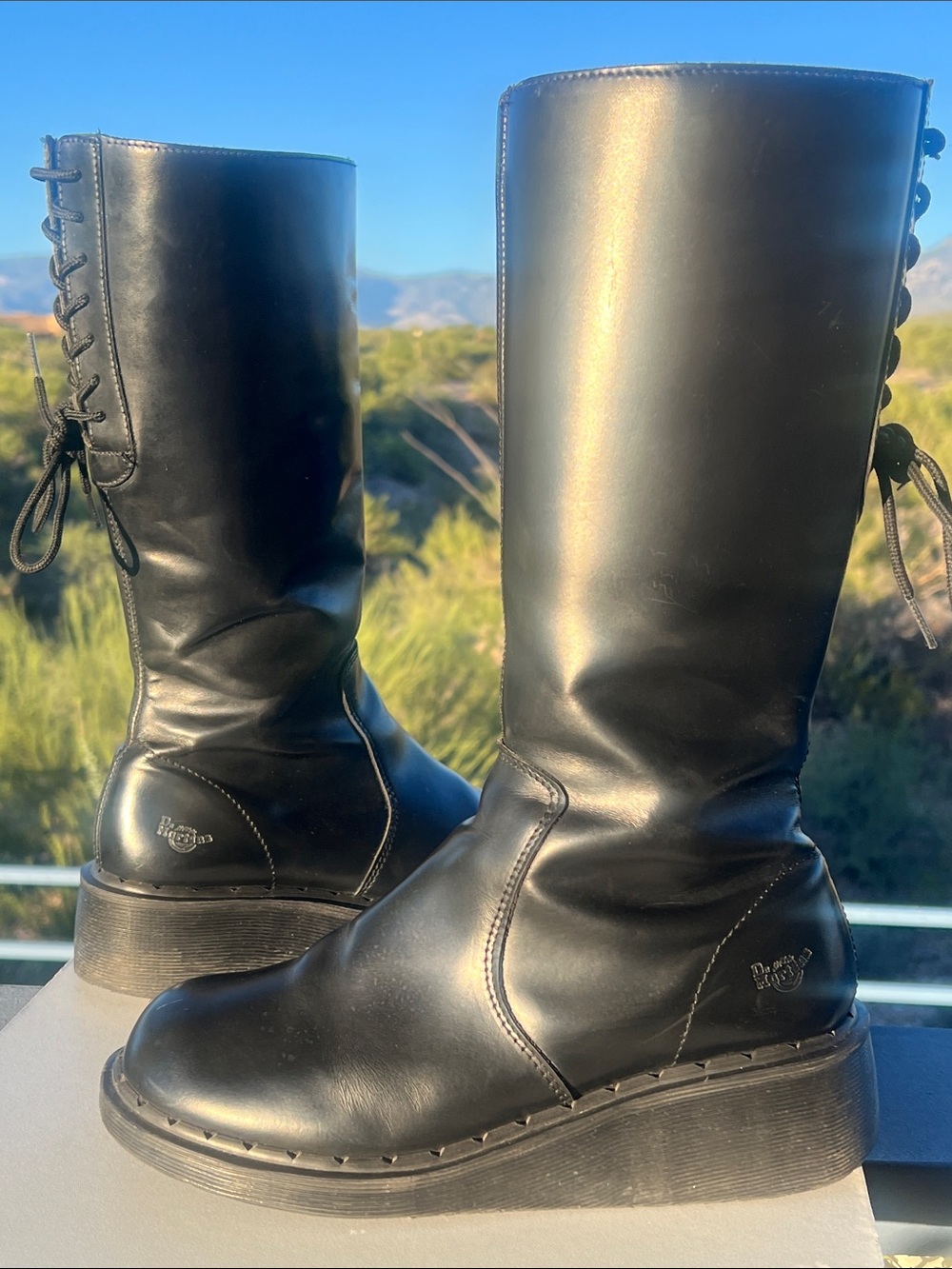 🏴󠁧󠁢󠁥󠁮󠁧󠁿 Vintage Dr. Martens MIE 3A34 Tall Back Lace Wedge Boots UK 6